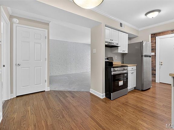 5th image of 632 Coeur De Royale Dr APT B