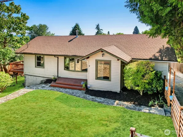 909 SW Langston Road, Renton, WA 98057