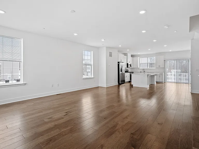 137 Ada Hightower Ave — Photo 12