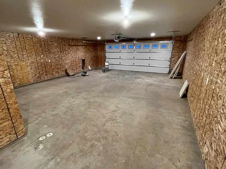 305 Post Oak Dr #A — Photo 15