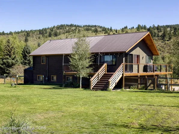 1135 Taylor Mountain Dr, Victor, ID 83455