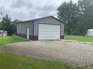 Goose Dr, Lake Lafayette, MO 64076