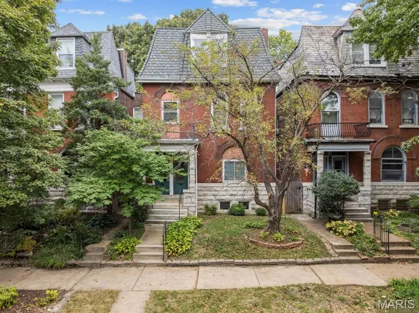 2849 Accomac St, Saint Louis, MO 63104