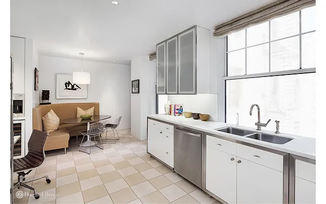 Sold by Douglas Elliman | media 22