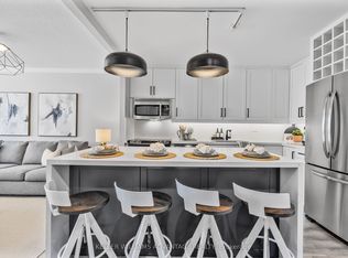 1270 Maple Crossing Blvd #208, Burlington, ON L7S 2J3