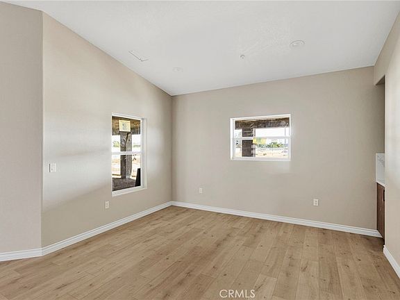 5th image of 15045 Olive St