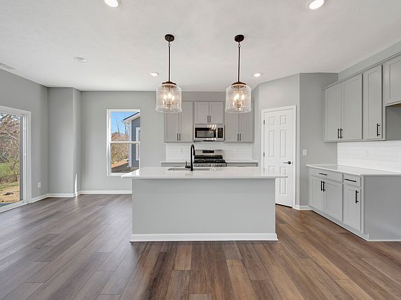 6th image of this home