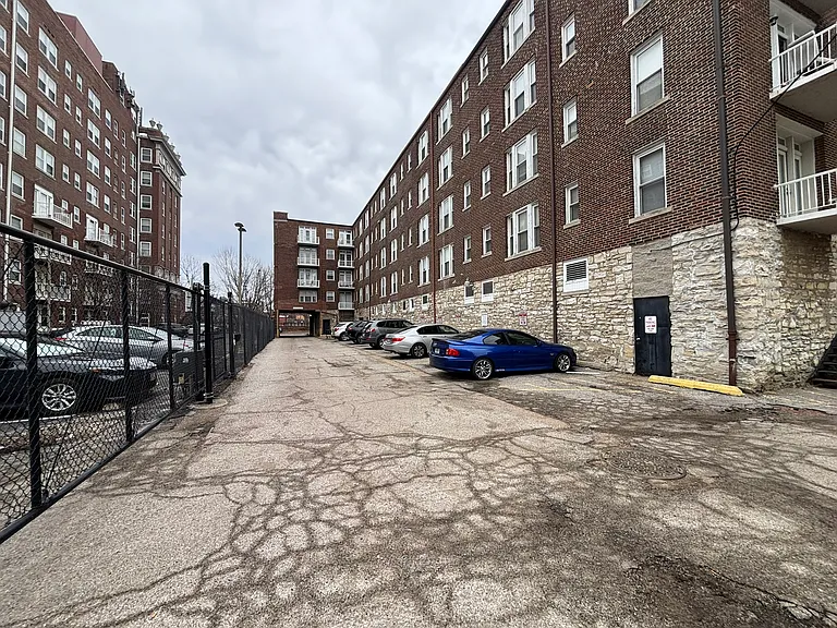 5316 Pershing Ave #508 — Photo 25