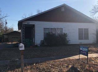 407 W Hamilton St, Olney, TX 76374