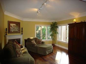 2nd image of 3626 W End Ave APT 203