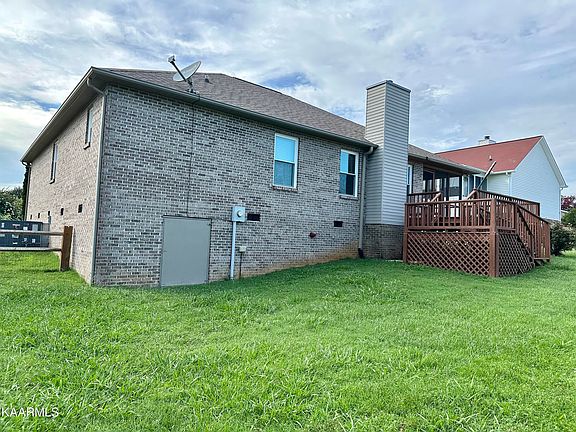 2nd image of 1308 Carowinds Cir