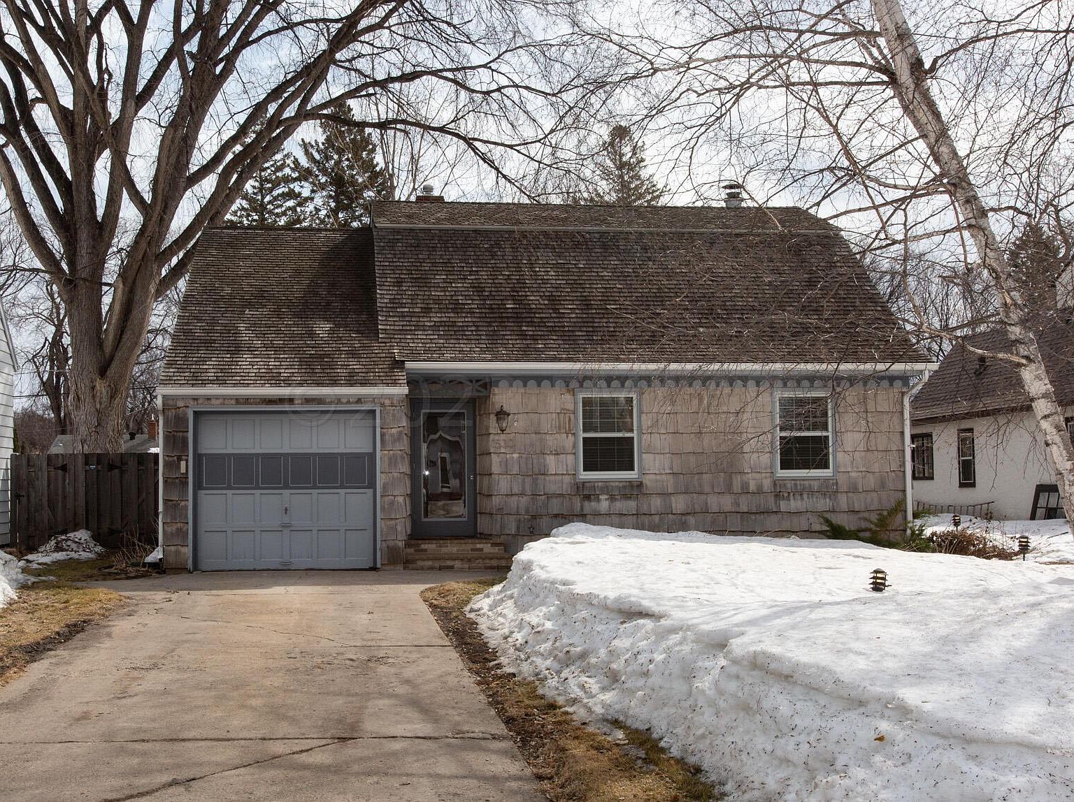 1530 7th St S, Fargo, ND 58103 Zillow