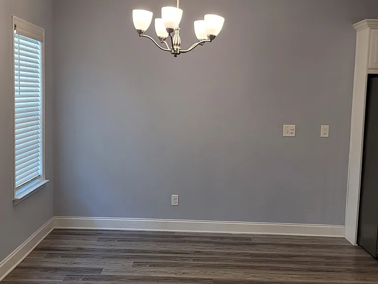1654 Goshen Rd — Photo 5