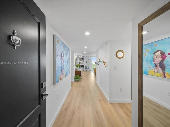 2101 Brickell Ave APT 712, Miami, FL 33129