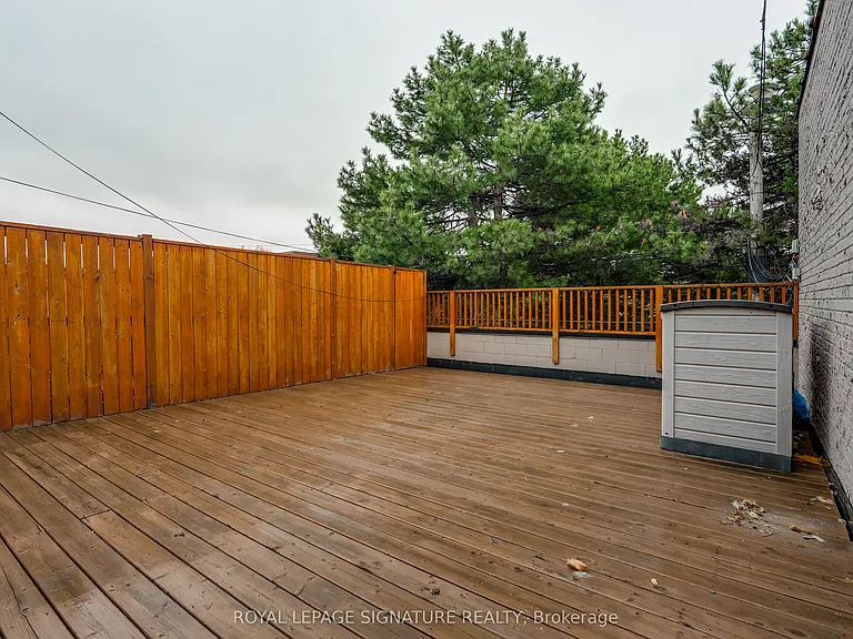 421 Danforth Ave #2 — Photo 27