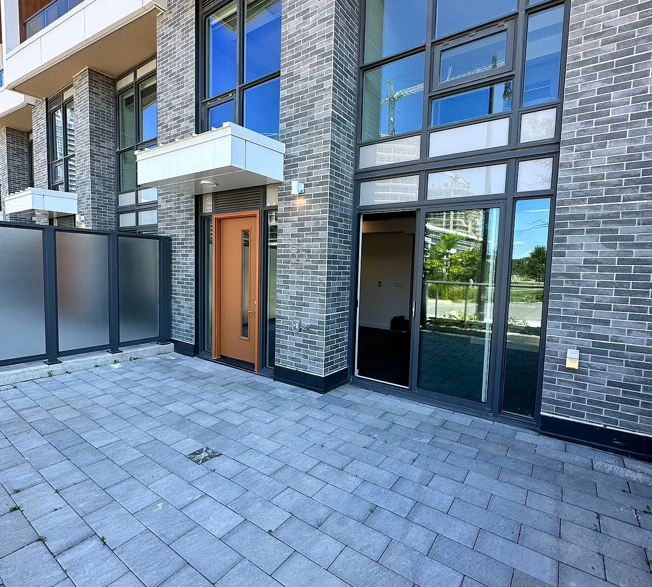 3 bed, $5,000 — Photo 1