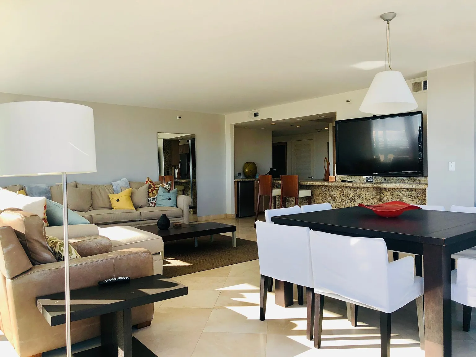 3 bed, 1747 sqft, $11,000 — Photo 3