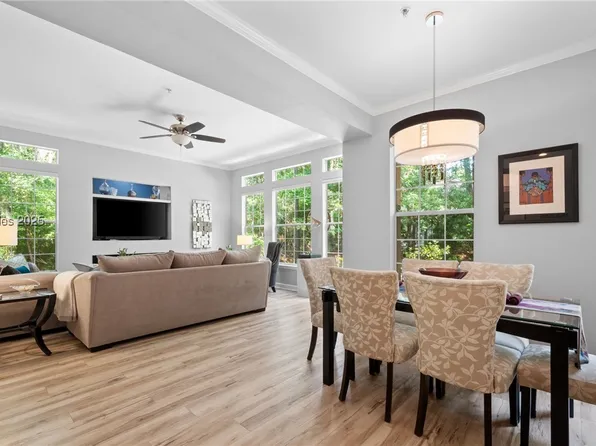 4 Indigo Run Dr APT 3322, Hilton Head Island, SC 29926