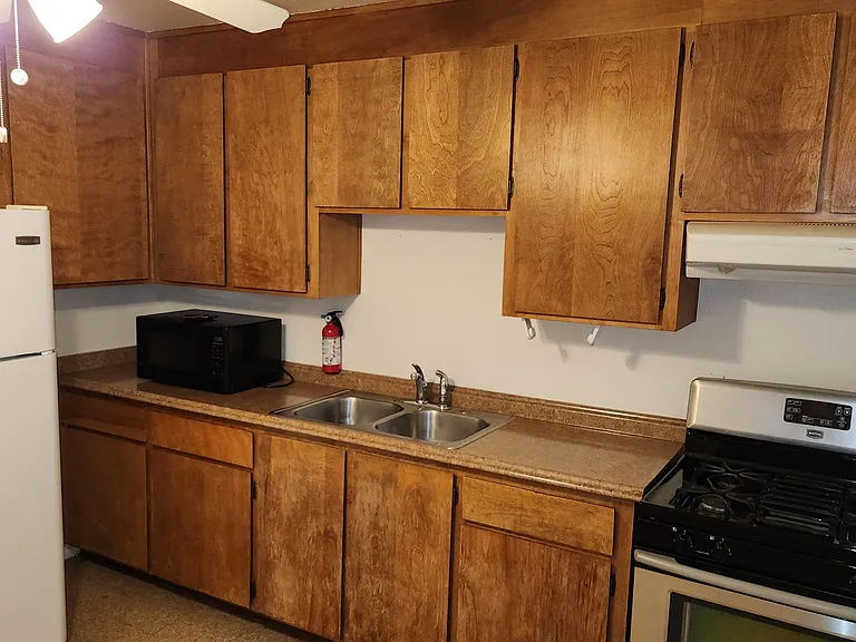 509 E Vogel Ave #3 — Photo 3