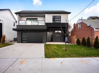 14 Walsh Ave, Toronto, ON M9M1B6