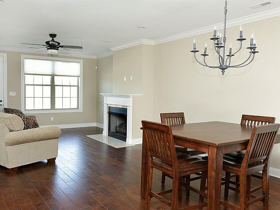 2nd image of 3214 Beaumont Centre Cir