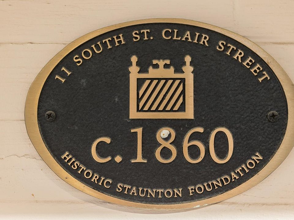 11 S Saint Clair St, Staunton, VA 24401 Zillow