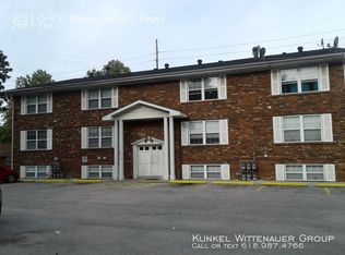 2310 Frank Scott Pkwy W APT 11, Belleville, IL