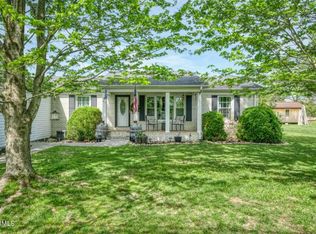 215 7th Ave S, Baxter, TN 38544