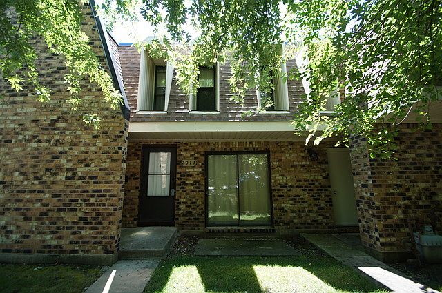 1st image of 2012 Country Club Dr #4G