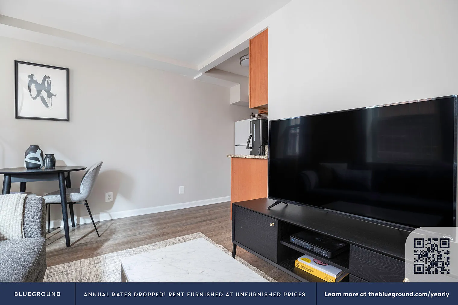 1 bed, 1.0 bath, 319 sqft, $1,900 — Photo 2