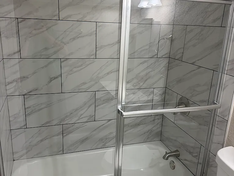 131 W Lindbergh Ave #A — Photo 4