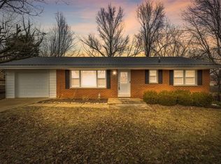 203 Carter St, Farmington, MO 63640