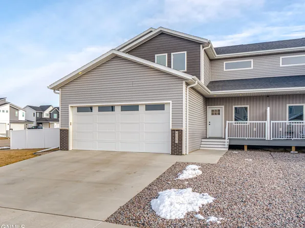 4130 Steel Pl, Bismarck, ND 58503