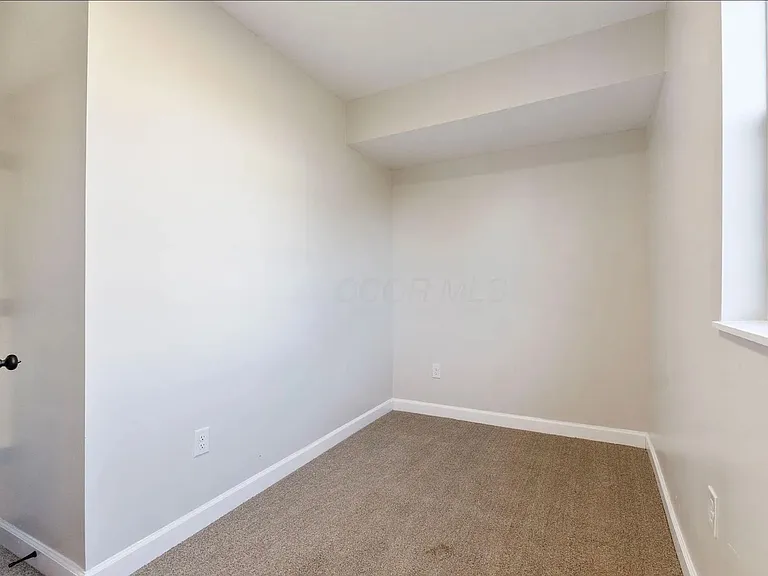 510 Glendower Ave — Photo 8