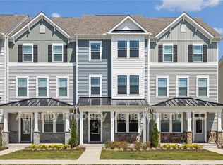 1544 Stanford Ln #1, Newport News, VA 23608