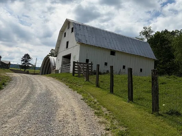 Roberts Cove Rd, Troutdale, VA 24378