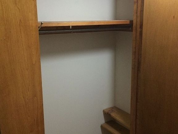4th image of 304 W 76th St APT 2A