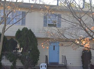 314 Lewis St, Somerset, NJ 08873