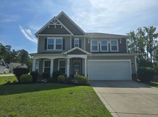 17 Okame Ct, Spring Lake, NC 28390