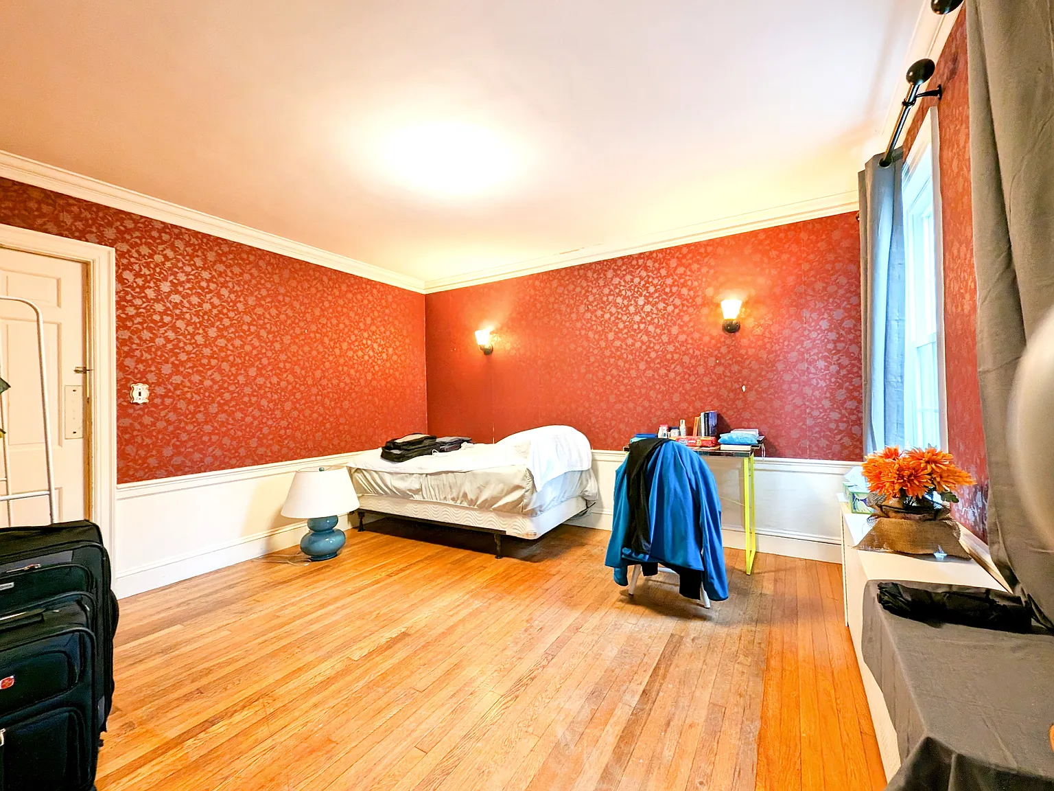 60 Undine Rd — Photo 3