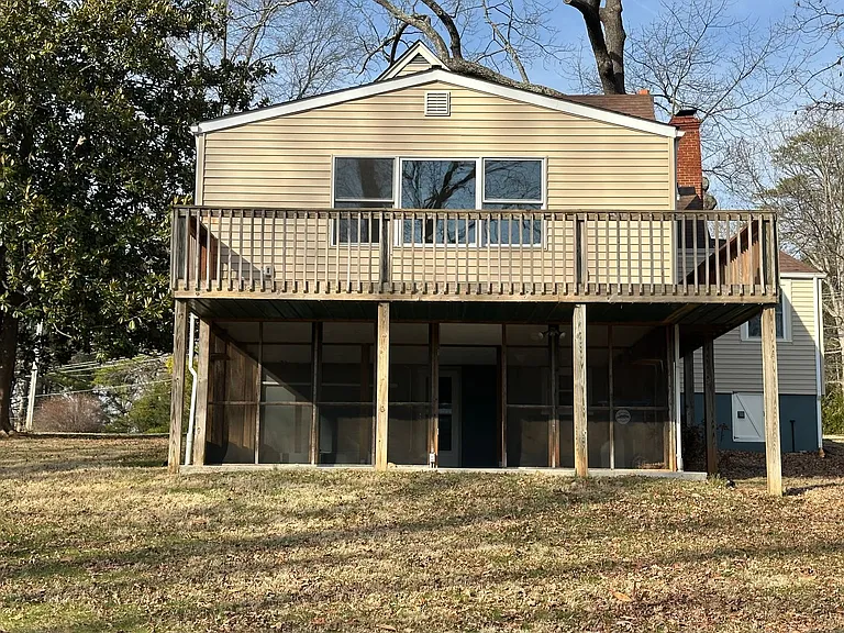 1321 Peaks St — Photo 49