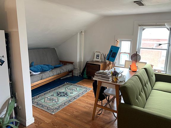 4th image of 261 W McMillan St APT 3