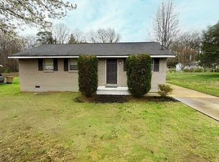 8117 Attleboro Dr, Jonesboro, GA 30238