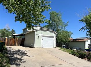 17477 E Temple Dr, Aurora, CO 80015