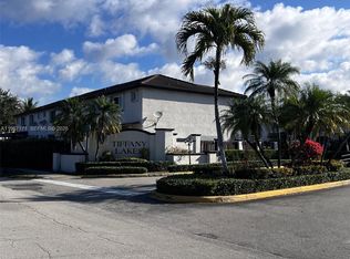 Tiffany Lakes, Miami, FL 33193