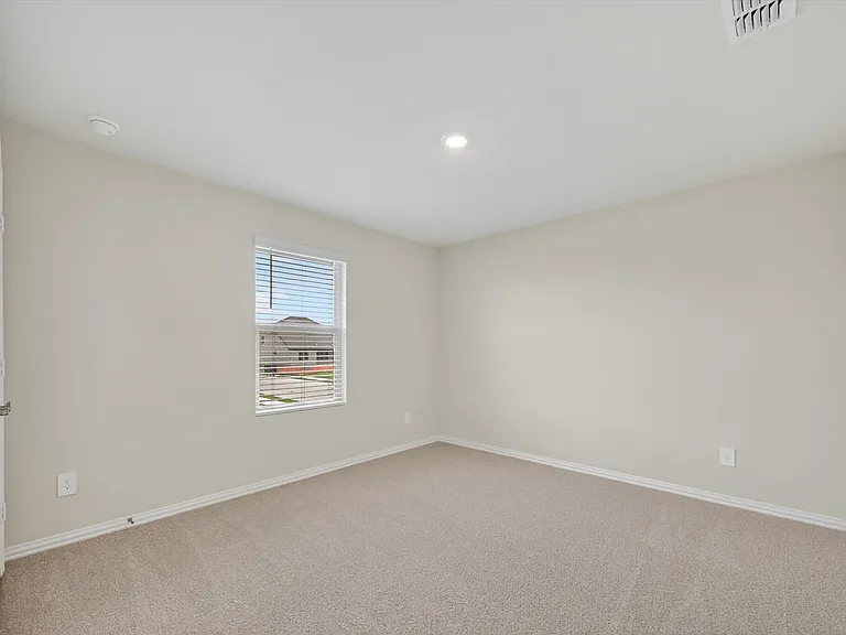 1402 Bridgestone Dr — Photo 20