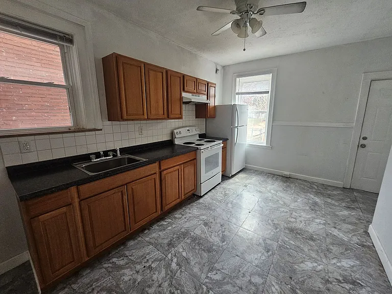 5034 Louisiana Ave — Photo 8