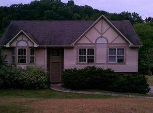 2521 Wexford Run Rd, Wexford, PA 15090