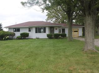 18061 East Rd, New Lothrop, MI 48460