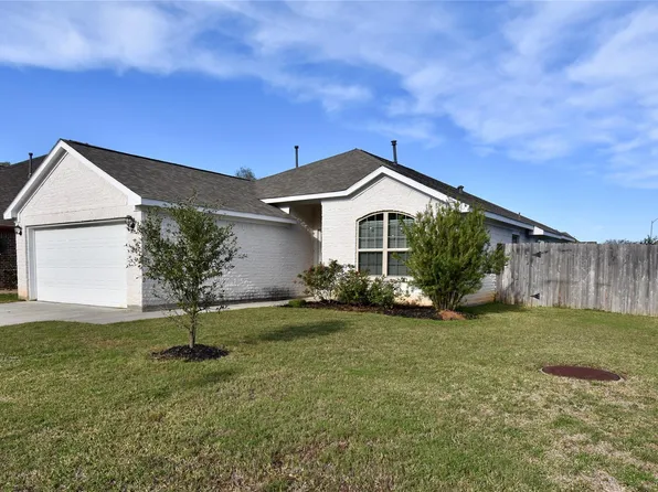 18226 Willow Edge Dr, Tomball, TX 77375